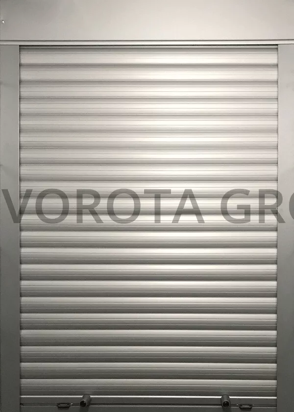 Рольставни в туалет Doorhan стального цвета 900х1500